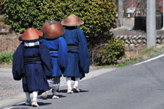 ���᎛�@��m