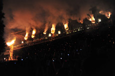 10�{�̑��U��