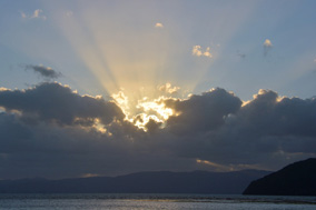 �E�͂Â����